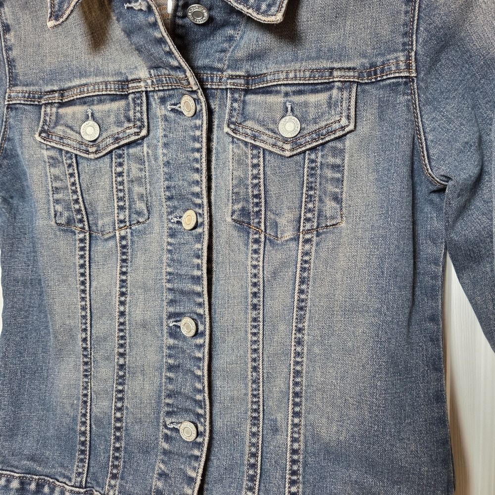 Gap sz M stretch jean jacket trucker style worn distressed look casual denim - Picture 2 of 12